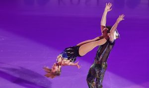 Canadian's Julianne Seguin and Charlie Bilodeau perform during the Exhibition Gala at the ISU Grand Prix of figure skating Final, on December 11, 2016 in Marseille, southern France. / AFP PHOTO / ANNE-CHRISTINE POUJOULAT