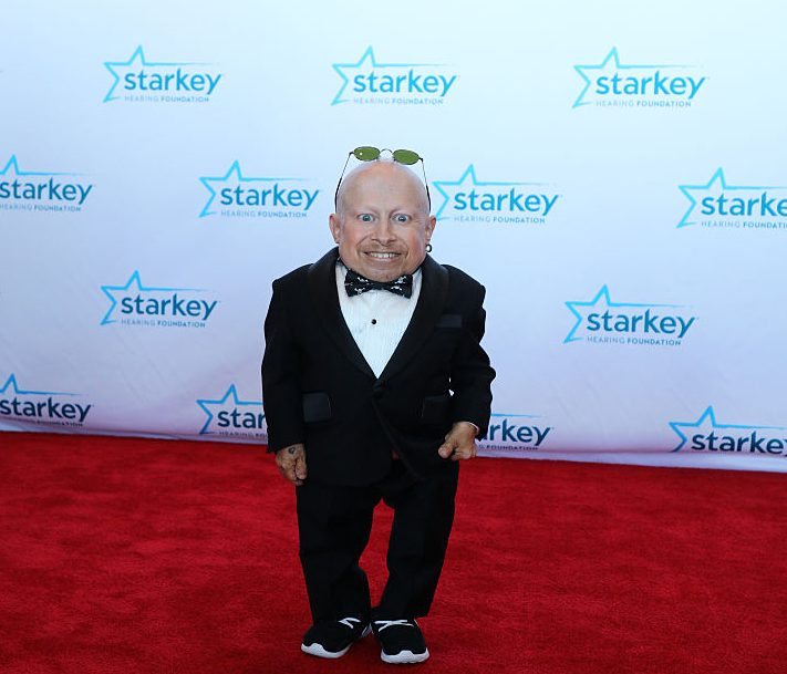 ST PAUL, MN - JULY 17: Verne Troyer walks the red carpet at the 2016 Starkey Hearing Foundation "So the World May Hear" awards gala at the St Paul RiverCentre on July 17, 2016 in St Paul, Minnesota. (Photo by Adam Bettcher/Getty Images for Starkey Hearing Foundation)