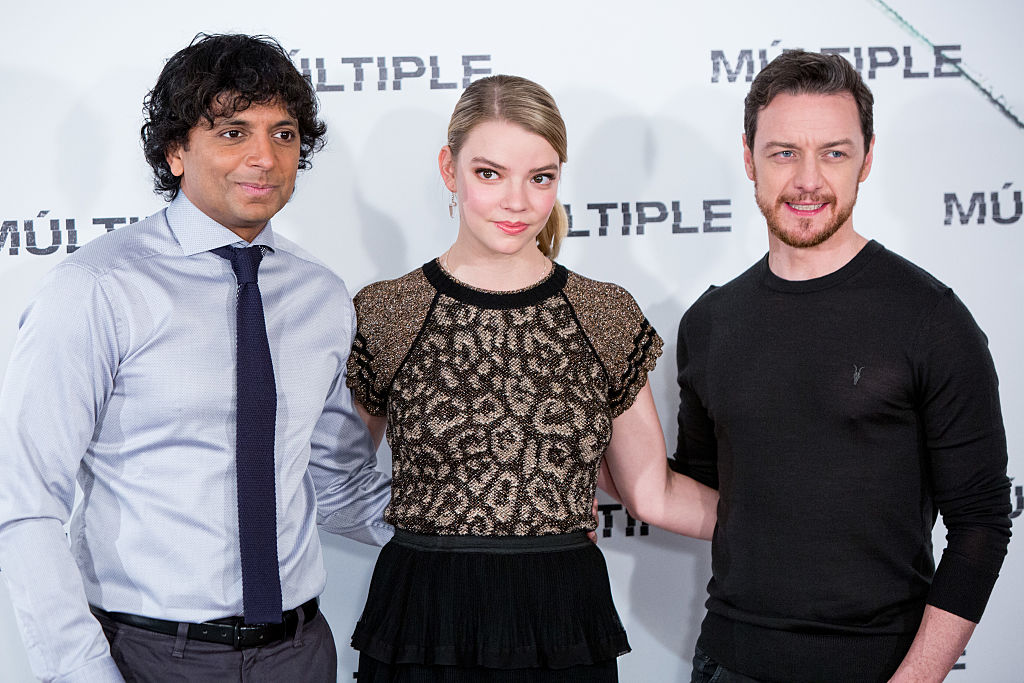 MADRID, SPAIN - JANUARY 12: (L-R) M. Night Shyamalan, Anya Taylor-Joy and James McAvoy attend 'Multiple' ('Split') photocall on January 12, 2017 in Madrid, Spain. (Photo by Pablo Cuadra/Getty Images)