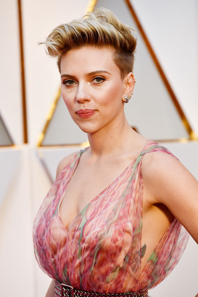 HOLLYWOOD, CA - FEBRUARY 26: Actor Scarlett Johansson attends the 89th Annual Academy Awards at Hollywood & Highland Center on February 26, 2017 in Hollywood, California. (Photo by Frazer Harrison/Getty Images)
