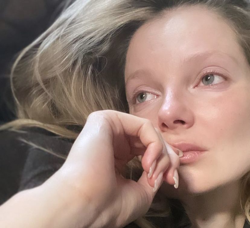 Mihalik Enikő meztelen