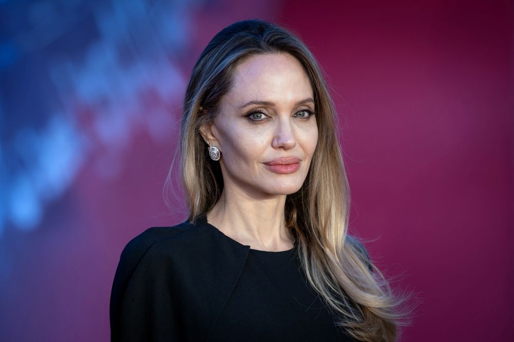 Angelina Jolie / Shutterstock