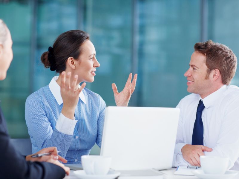 Intelligens beszédmód, a sikeres kommunikáció titka, ami mindenkinek tanulható