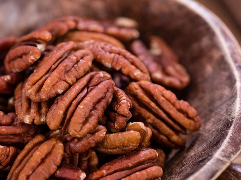 Natúr mandula és pekándió: a szív egészsége két marékban