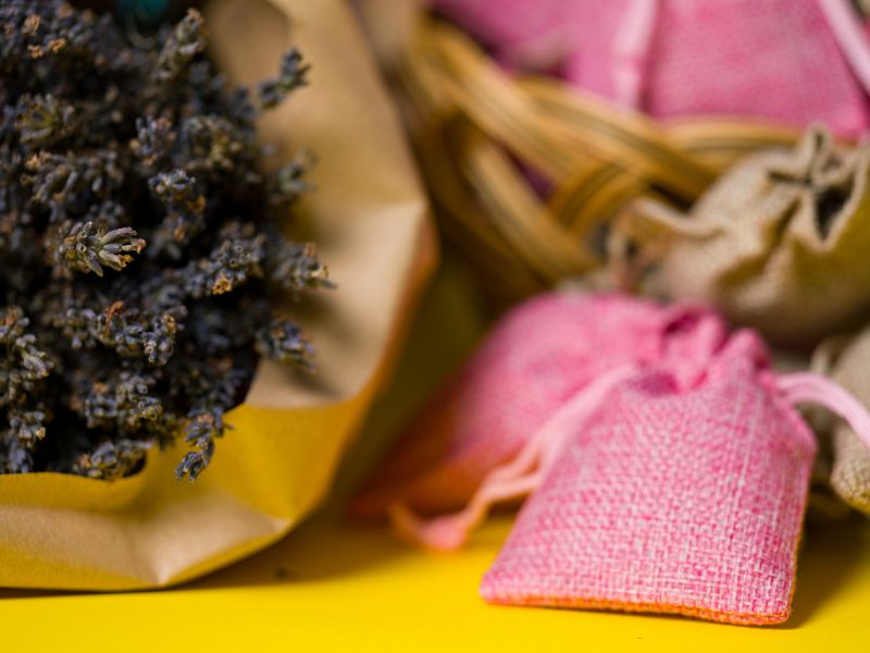 dohos szekrény ellen