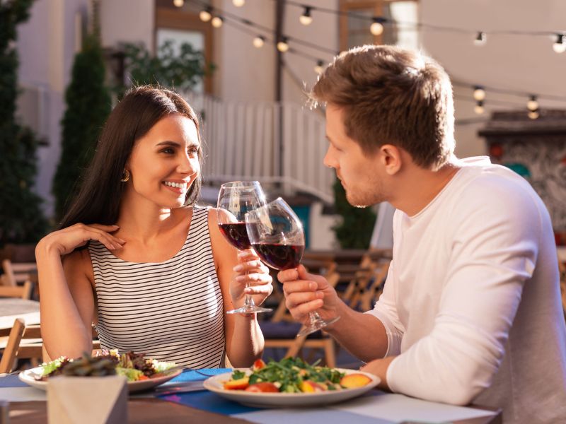 Tippek első randira