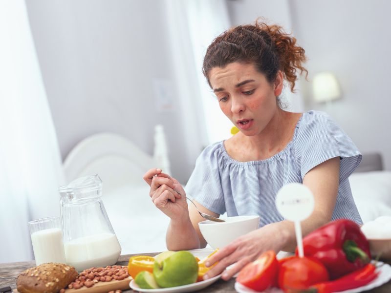 Salátában, süteményben vagy levesben is ott lehetnek az új ételallergének