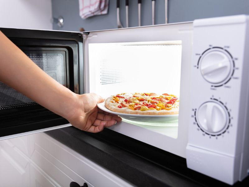 Az étel újramelegítése mérgezéshez is vezethet