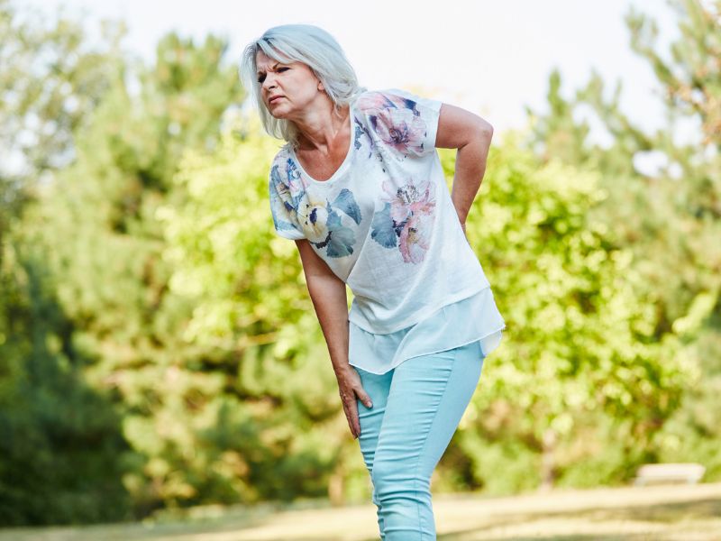 Gyaloglás hátfájás ellen: a legegyszerűbb módszer, ami tényleg működik