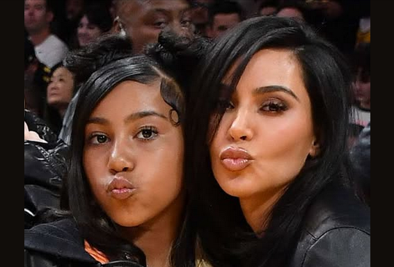 Kim Kardashian és North West.