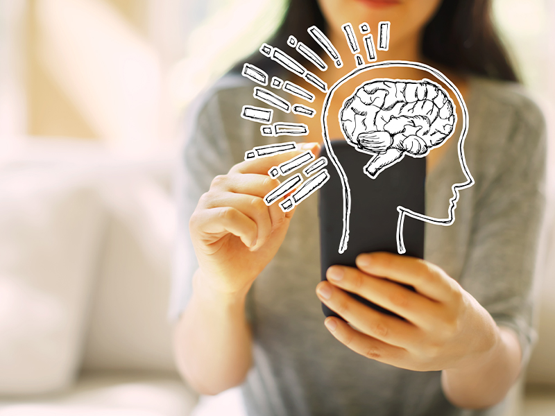 Memória javítása 65 év felett: ezért érdemes Rubik-kockát forgatni