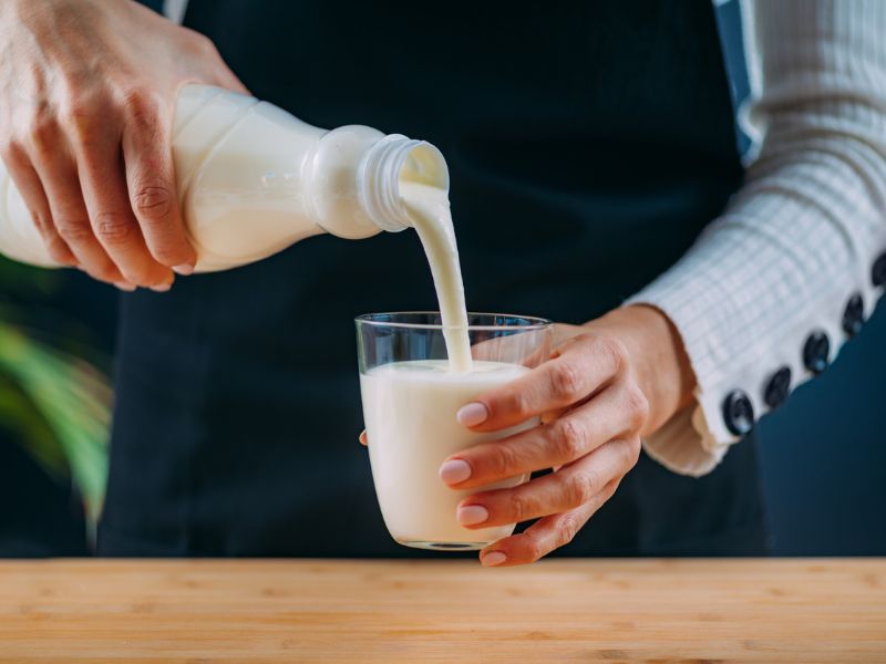 Mérgezést okozhat a nyers tej fogyasztása