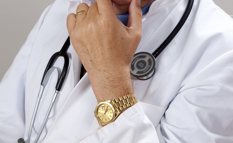 Orvos nem vesz komolyan