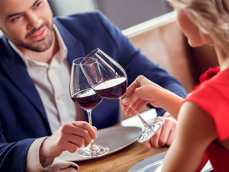 Már nem csak romantikus regényt lehet kölcsönözni, hanem a főszereplőt is 