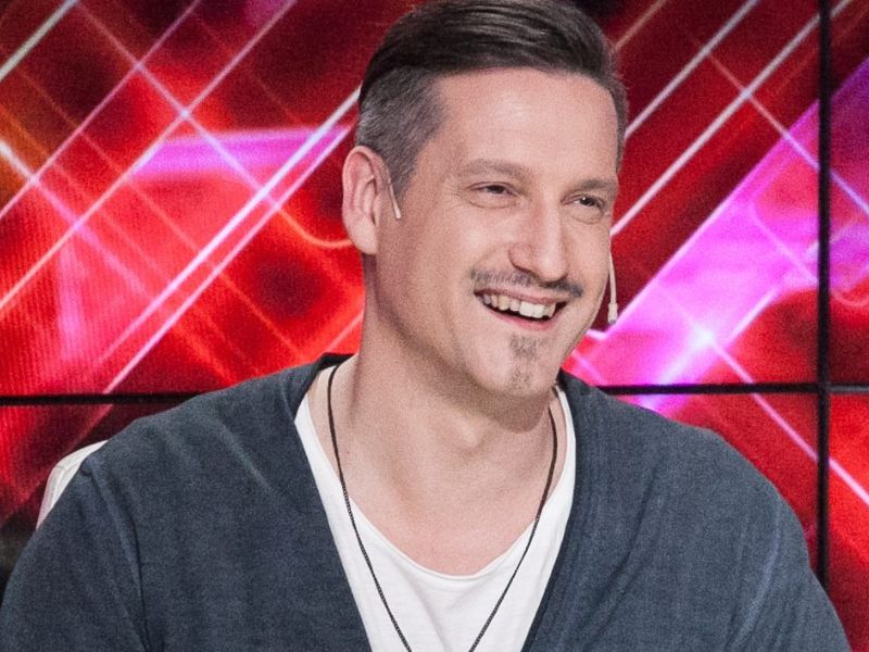 Megszületett Pély Barna gyereke