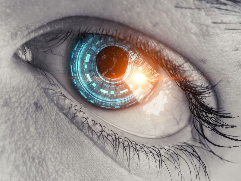 Forradalmi retinaimplantátum adhatja vissza a látást az időskori makuladegenerációban