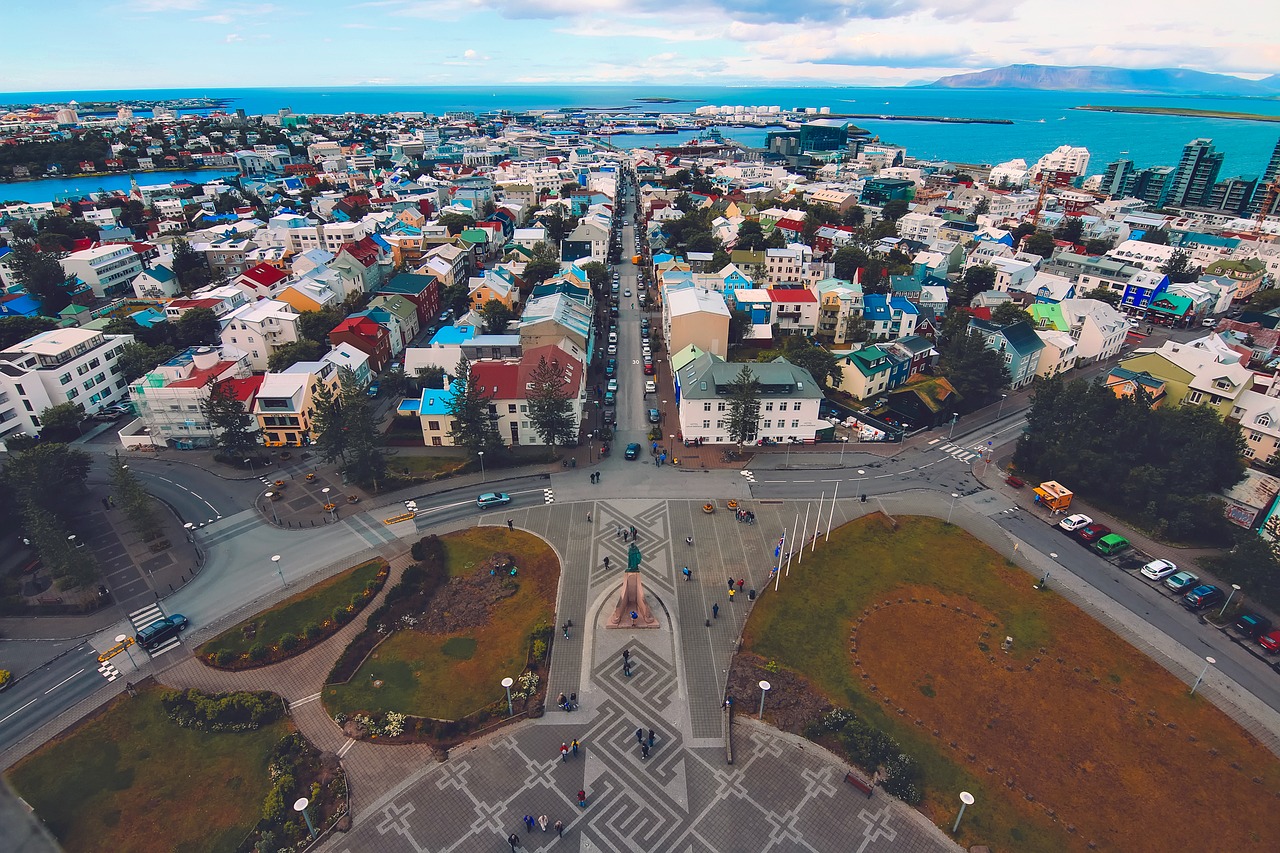 2022-től már ugyanannyit kereshetnek Izlandon a nők, mint a férfiak. Kép: Pixabay
