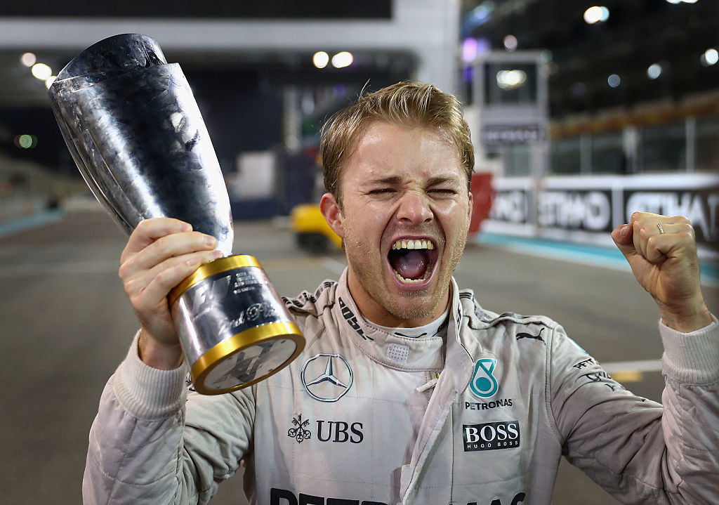 Nico Rosberg Abu Dzabiban életében először és utoljára ünnepelt F1-világbajnokként. Kép: Clive Mason/Getty Images