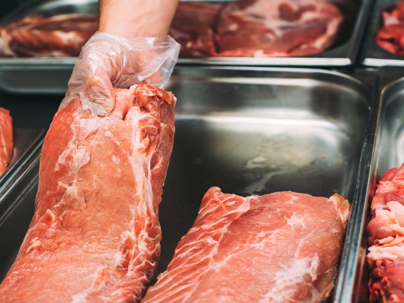 megdöbbentő árakon kínálják a sertéshúst Magyarországon