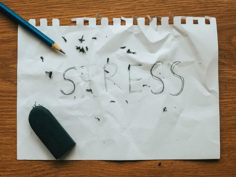 A stresszoldás módszerei közül az egyiket bárhol bevehetneted