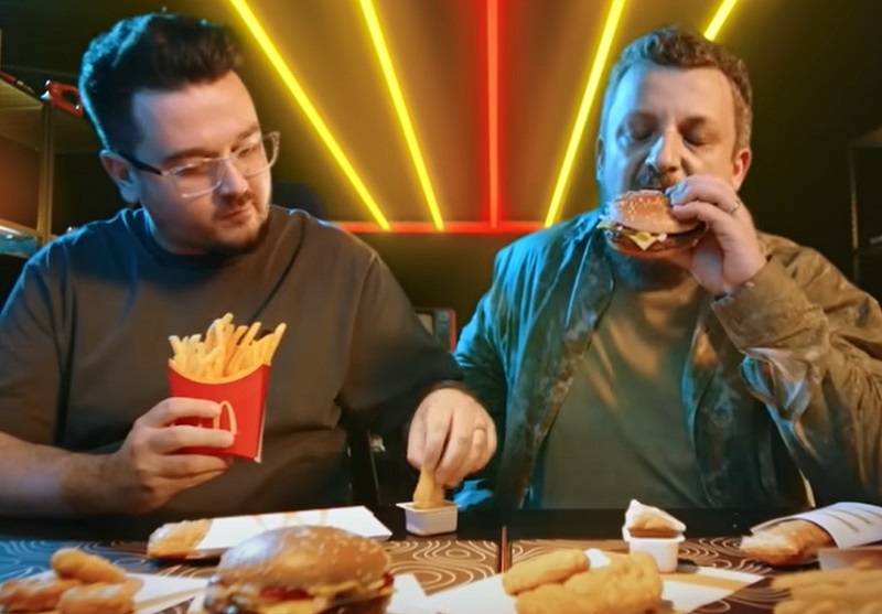 Saját Mekis menüt kapnak a TheVR-es fiúk