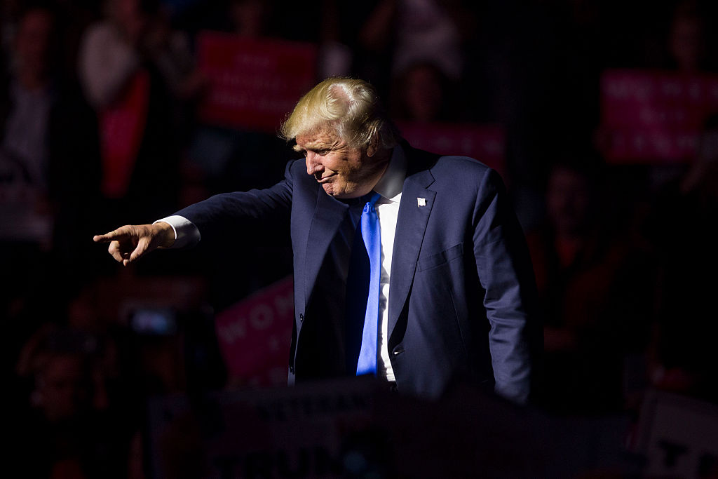 El lehet innen menni! - nem mondott ilyet Trump, de vicces lenne, ha mondott volna. Kép: Scott Eisen/Getty Images