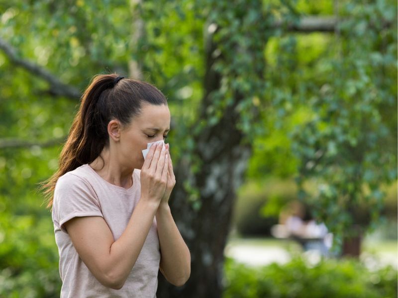 Nem veszélyes nyitott szemmel tüsszenteni