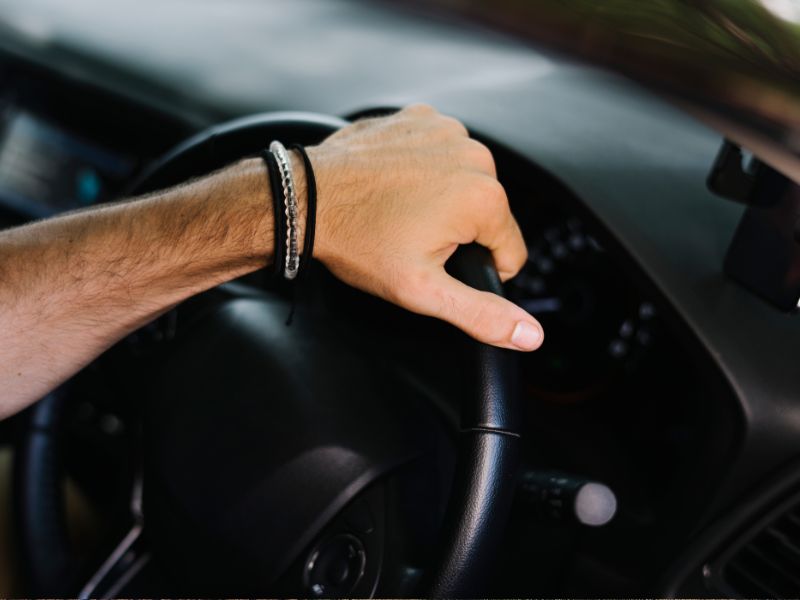 autó védelem lerobbanás ellen nyáron